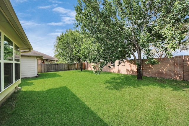 7315 Palmito Ranch Dr, Richmond, TX 77406 - view of yard