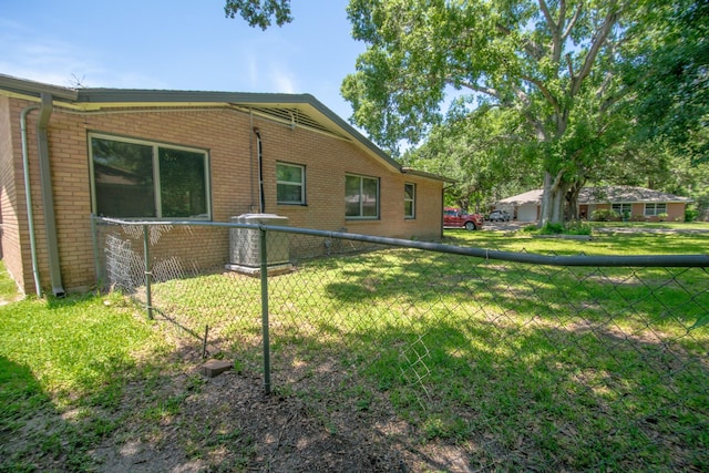 725 Cedar Lawn Dr, Alvin, TX 77511 - photo 17