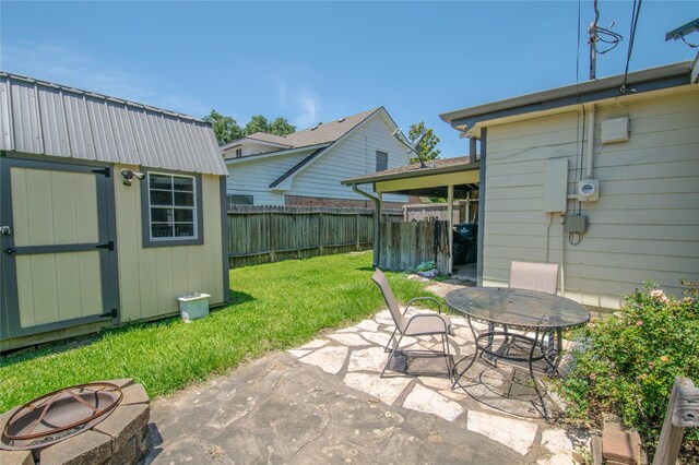725 Cedar Lawn Dr, Alvin, TX 77511 - photo 16