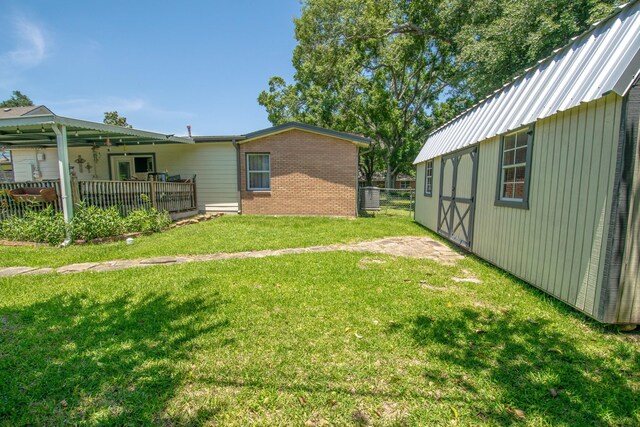 725 Cedar Lawn Dr, Alvin, TX 77511 - photo 12
