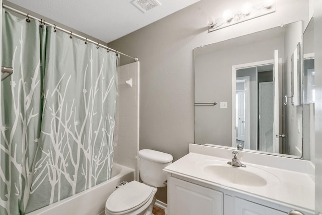 17139 Oakwood Chase Dr, Spring, TX 77379 - full bath featuring vanity, shower / tub combo with curtain, and toilet