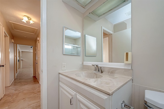 7650 Smiling Wood Ln, Houston, TX 77086 - bathroom with vanity and toilet