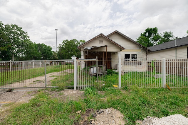 418 Coronado St, Houston, TX 77009 - view of front of home