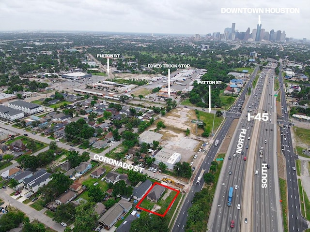 418 Coronado St, Houston, TX 77009 - aerial view of property's location featuring a major roadway, property boundaries highlighted, and nearby urban area