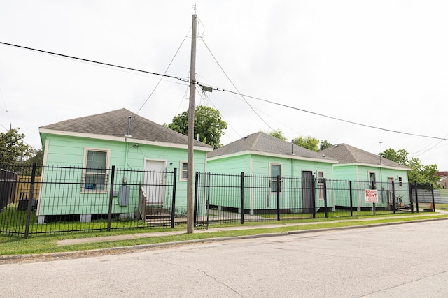 3114 Market St, Houston, TX 77020 - view of property