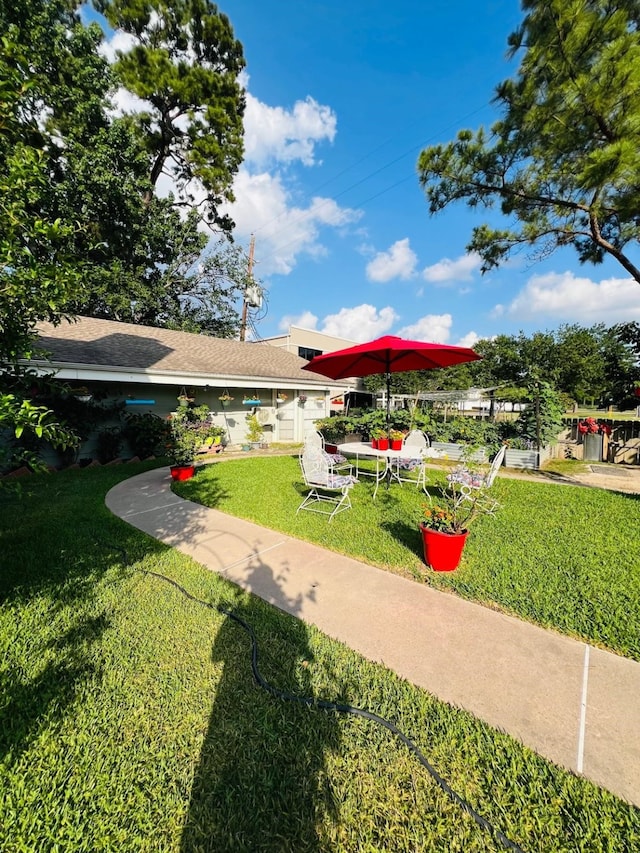 6639 Seaton Valley Dr, Spring, TX 77379 - view of grassy yard