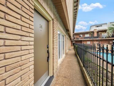 3809 N Braeswood Unit 14, Houston, TX 77025 - view of balcony