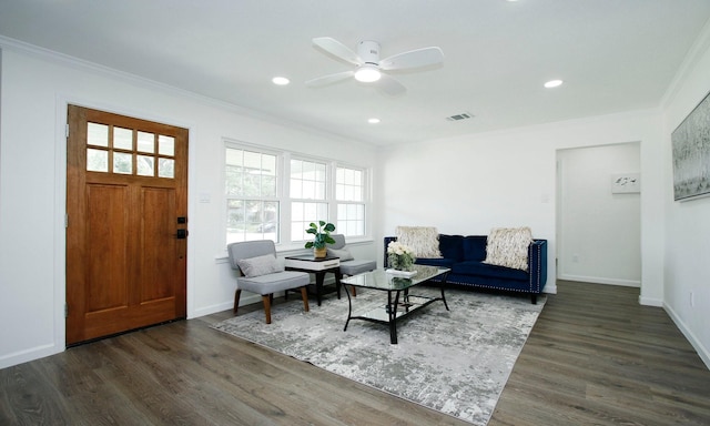 5313 De Lange Ln, Houston, TX 77092 - living area with crown molding, a ceiling fan, wood finished floors, baseboards, and recessed lighting
