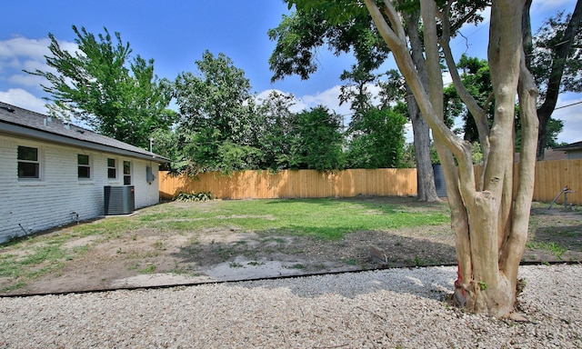 5313 De Lange Ln, Houston, TX 77092 - fenced backyard featuring cooling unit