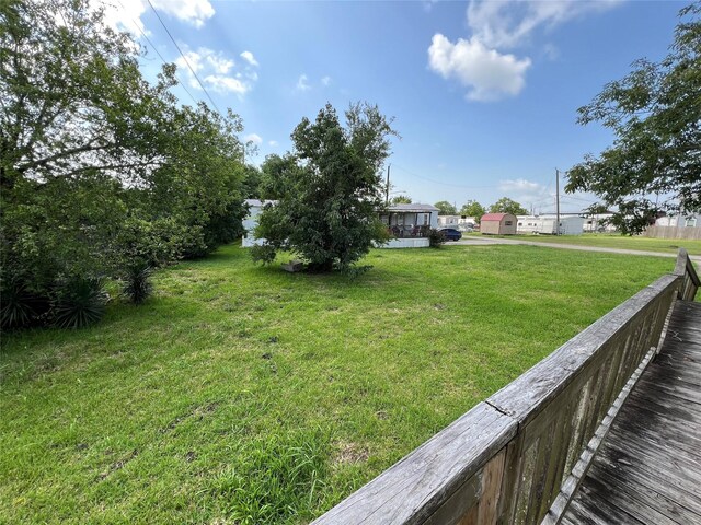 114 Dolphin Hbr N, Baytown, TX 77523 - photo 3