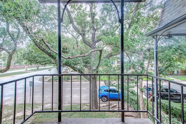 3300 Yorktown St Unit 17, Houston, TX 77056 - view of balcony