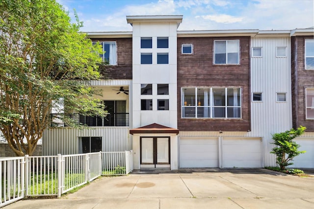 616 Lester St, Houston, TX 77007 - view of front of property with concrete driveway and a garage