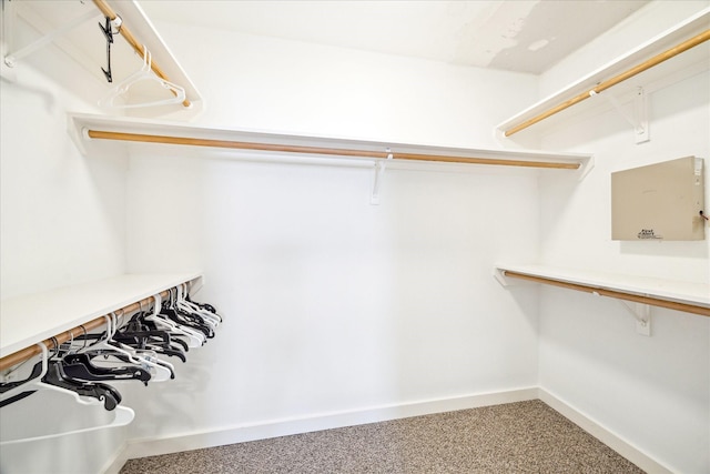 616 Lester St, Houston, TX 77007 - spacious closet with carpet