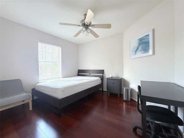 522 Chickory Field Ln, Pearland, TX 77584 - bedroom with wood finished floors and a ceiling fan