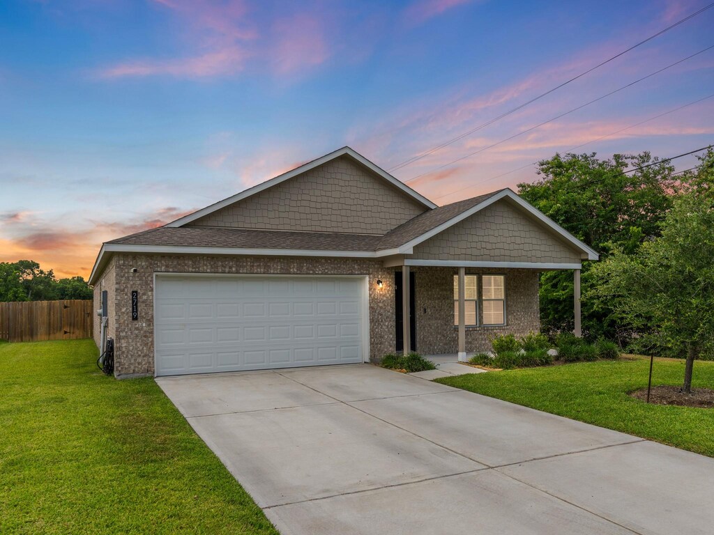 2719 Marguerite St, Bay City, TX 77414 - photo 1
