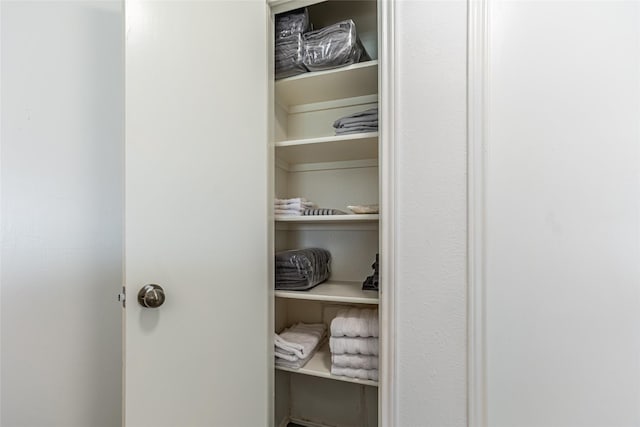 15135 Kamary Ln, San Antonio, TX 78247 - view of closet