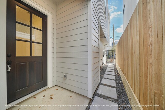 1818 Colquitt St, Houston, TX 77098 - property entrance with a gate