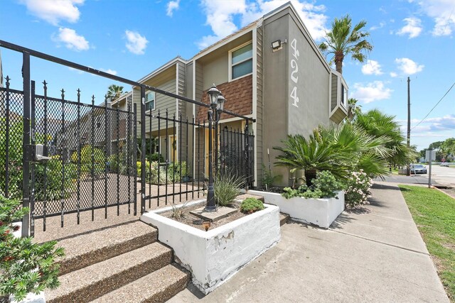 424 15th St Unit 105, Galveston, TX 77550 - photo 27