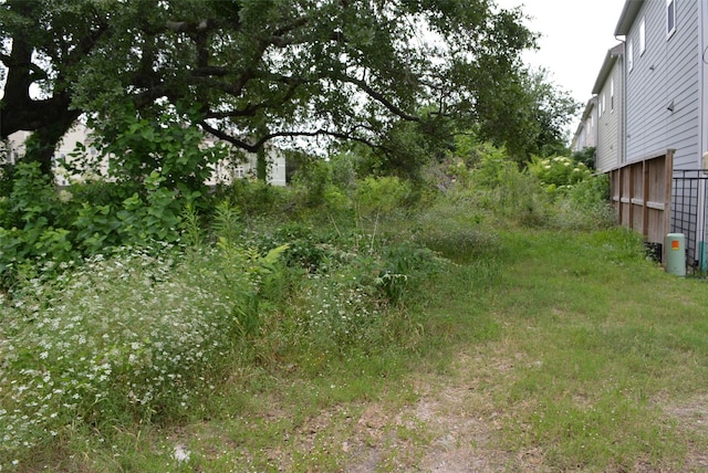 3333 Creekmont Dr, Houston, TX 77091