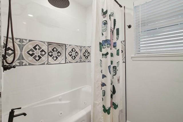 6222 Queensloch Dr, Houston, TX 77096 - bathroom featuring a combined bath / shower with jetted tub