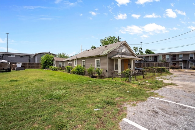 2007 Massie St, Houston, TX 77026 - view of front of property