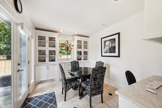 1917 Anchor Way, Dickinson, TX 77539 - dining space featuring baseboards and recessed lighting