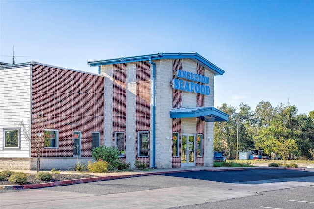 419 Robin St, Angleton, TX 77515 - view of building exterior