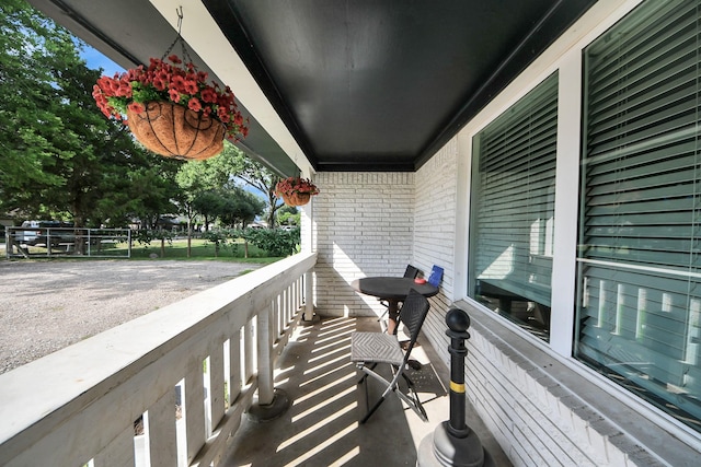 25203 Lakeview Rd, Katy, TX 77494 - view of balcony