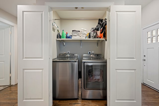 2107 Hewitt Dr, Houston, TX 77018 - laundry room featuring washer and dryer and wood finished floors