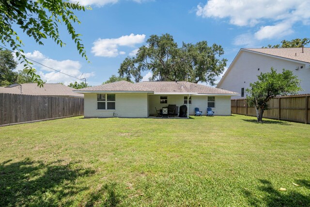 2107 Hewitt Dr, Houston, TX 77018 - back of house with a patio area