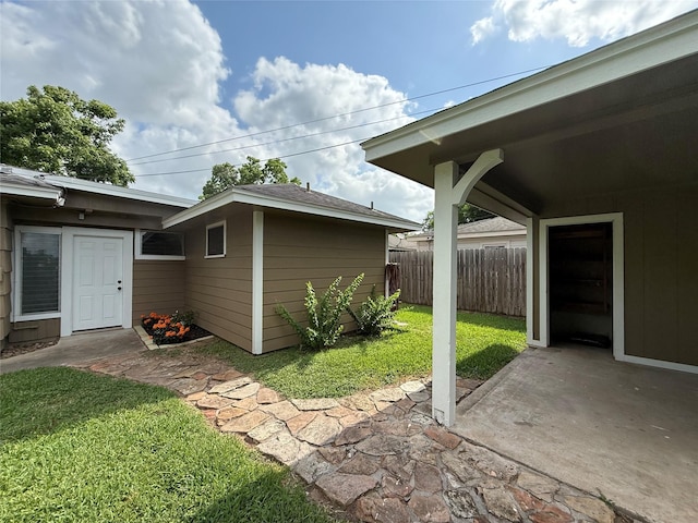 2016 N Tinsley St, Angleton, TX 77515 - view of yard with a patio area