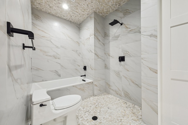 721 Harborside Way, League City, TX 77565 - bathroom with tiled shower and toilet