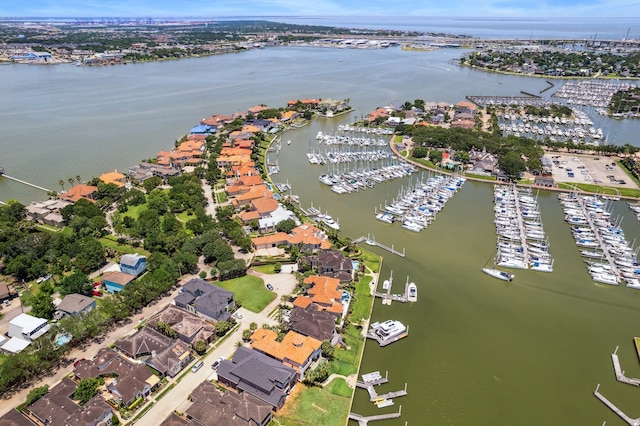 721 Harborside Way, League City, TX 77565 - aerial view of property and surrounding area featuring a marina and a nearby body of water