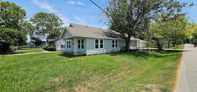 215 San Jacinto St, Highlands, TX 77562 - view of home's exterior