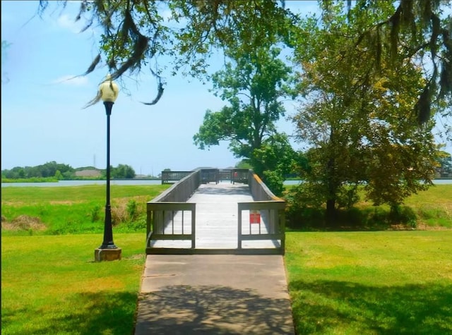 250 Stagecoach Trl, Angleton, TX 77515