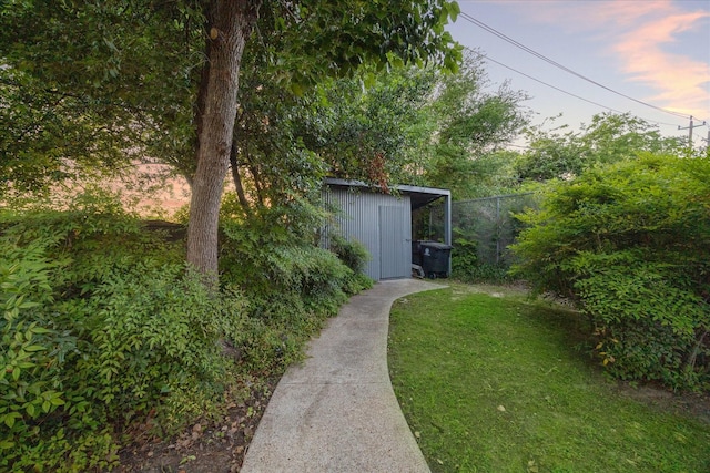 1309 Centennial Dr, Houston, TX 77055 - view of yard at dusk