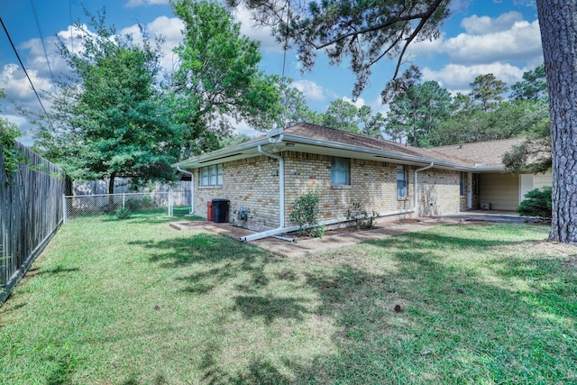 10134 Brinwood Dr, Houston, TX 77043 - back of property with brick siding