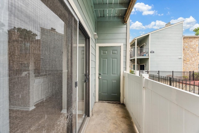 3754 Tanglewilde St N Unit C3, Houston, TX 77063 - doorway to property featuring a balcony