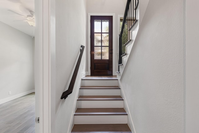 2653 Fountain Key Blvd, Houston, TX 77008 - stairs featuring wood finished floors, baseboards, and a ceiling fan