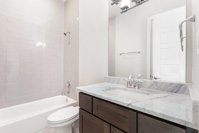 2653 Fountain Key Blvd, Houston, TX 77008 - full bathroom with vanity, toilet, and  shower combination