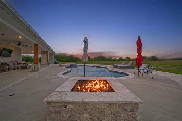 16702 Dipple Rd, Guy, TX 77444 - photo 42