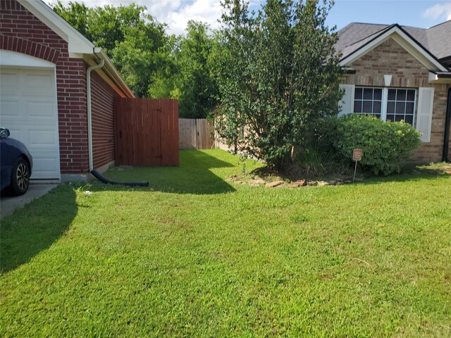 1817 W Cedar Bayou Lynchburg Rd, Baytown, TX 77521