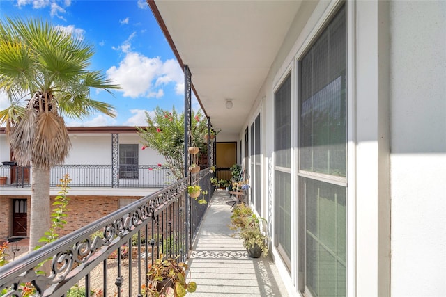 1909 Brun St Unit 17, Houston, TX 77019 - view of balcony