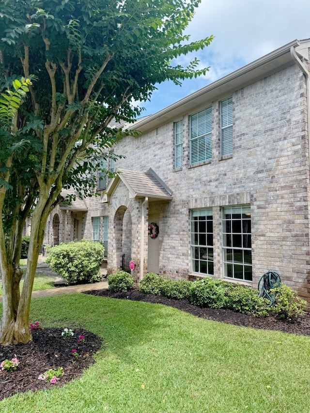 934 Birnham Woods Blvd, Pasadena, TX 77503 - photo 2