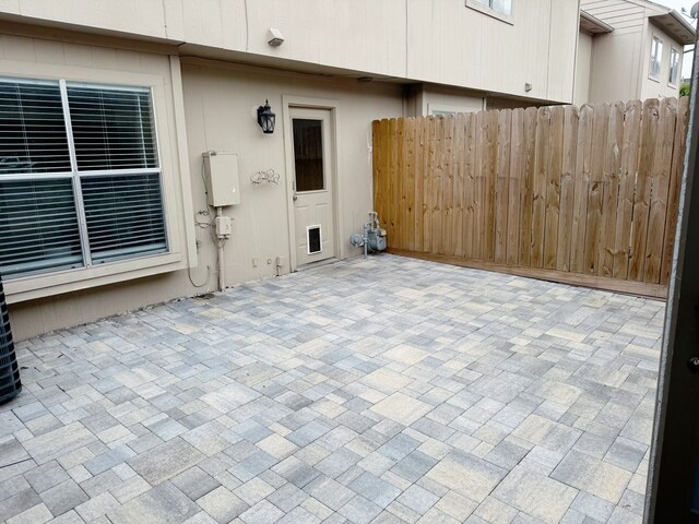 934 Birnham Woods Blvd, Pasadena, TX 77503 - photo 5