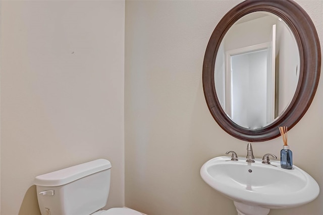 5617 Kiam St Unit A, Houston, TX 77007 - bathroom with a sink and toilet