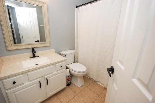 8611 Riverbend Canyon Ln, Houston, TX 77089 - full bathroom featuring toilet, vanity, and tile patterned floors