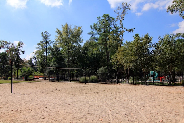 15718 Starcreek Ln, Houston, TX 77044 - view of community with volleyball court