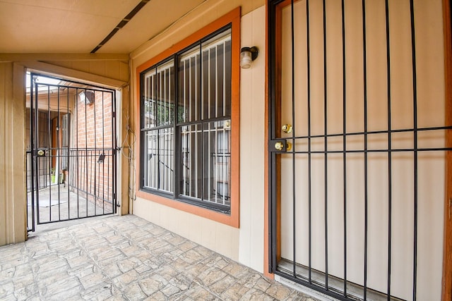 10100 S Gessner Rd Unit 308, Houston, TX 77071 - view of doorway to property