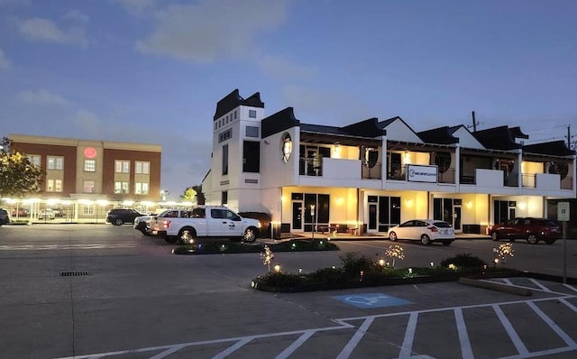 9788 Clarewood Dr Unit 308, Houston, TX 77036 - view of building exterior with uncovered parking